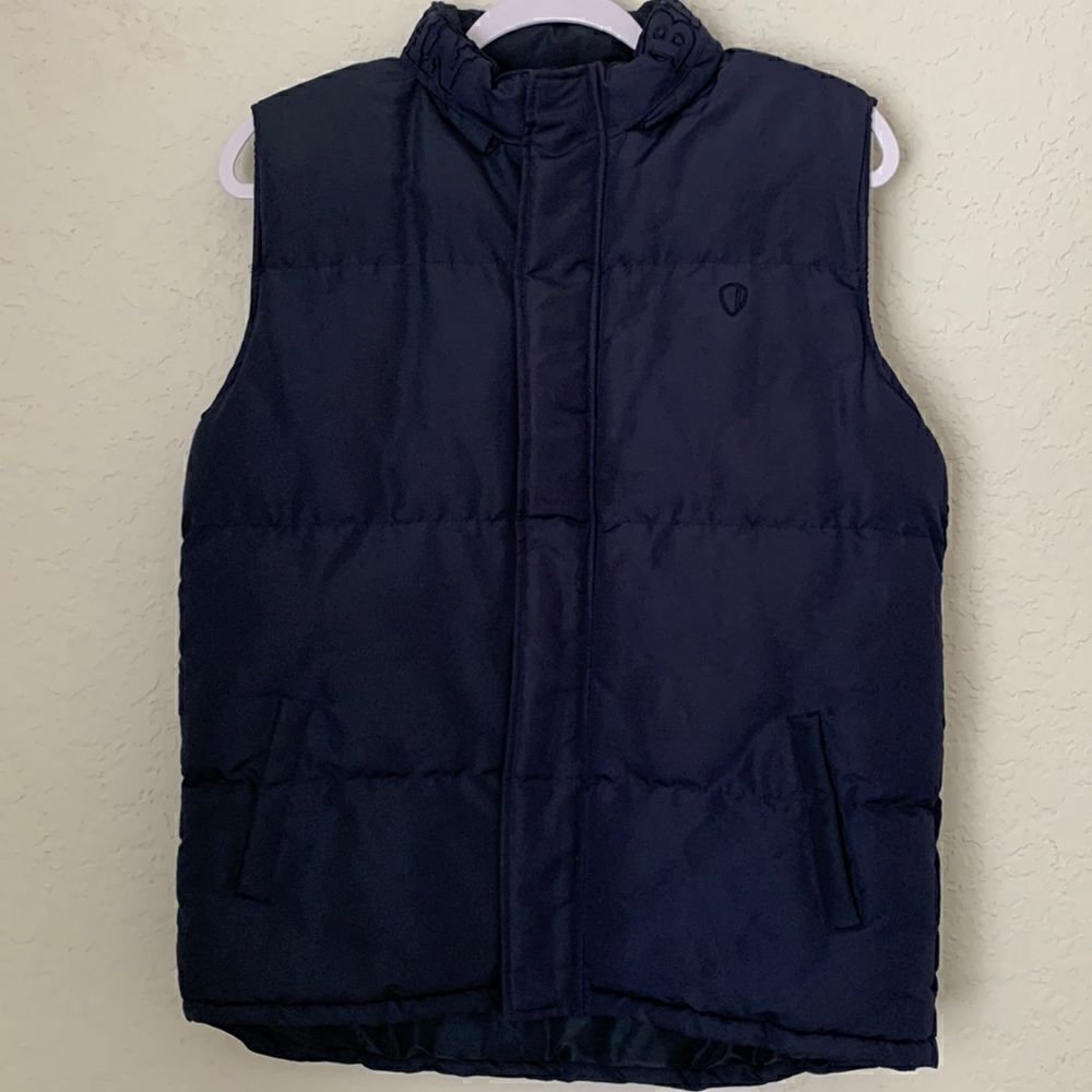 Ben Sherman Puffer Sleeveless With Hoodie. Size 12-13years